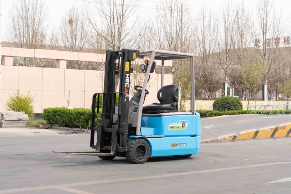 3-Point Small Electric Forklift - Image 2